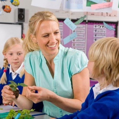 Thrive Wellbeing Specialist Teaching Assistant Apprenticeship Level 5